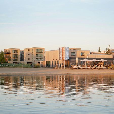 Beach Front Apartment In Lembruch-Duemmer See Buitenkant foto