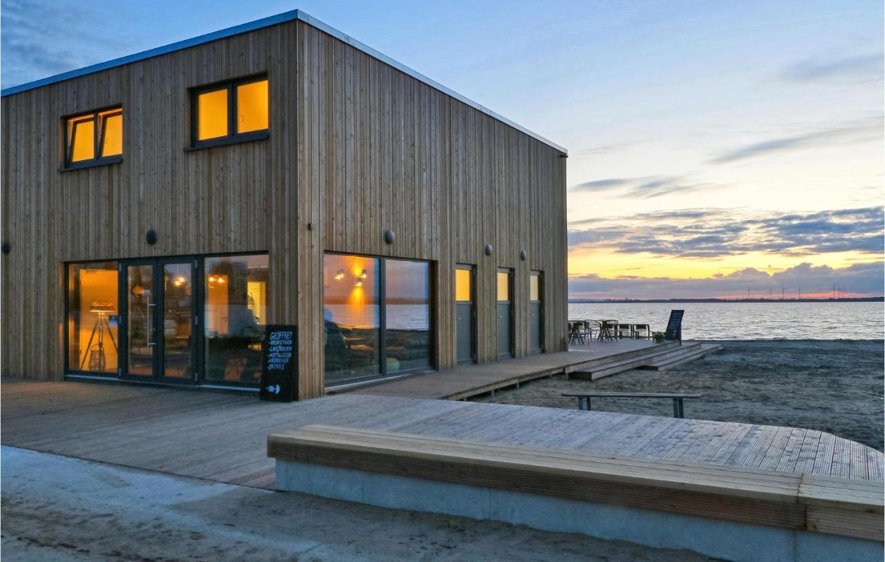 Beach Front Apartment In Lembruch-Duemmer See Buitenkant foto