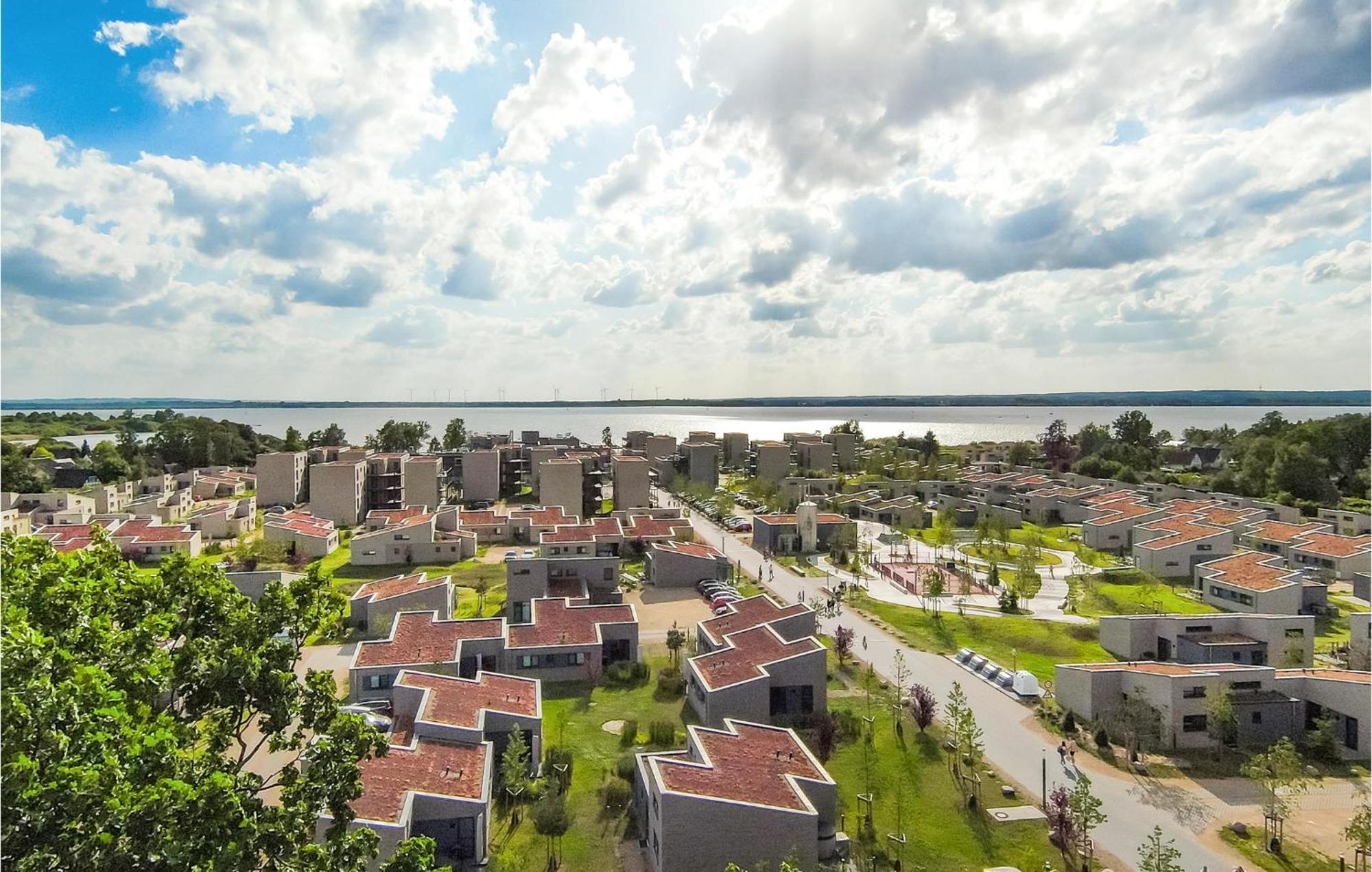 Beach Front Apartment In Lembruch-Duemmer See Buitenkant foto